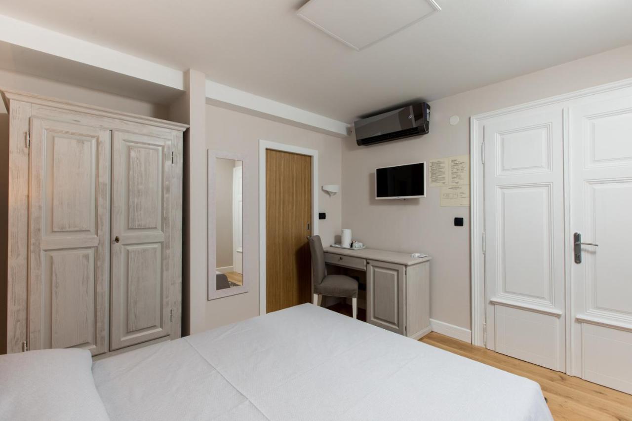 Bed And Breakfast Villa Maria 로브란 외부 사진